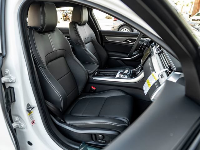 New 2024 Jaguar XF R-Dynamic SE AWD/4WD image 27