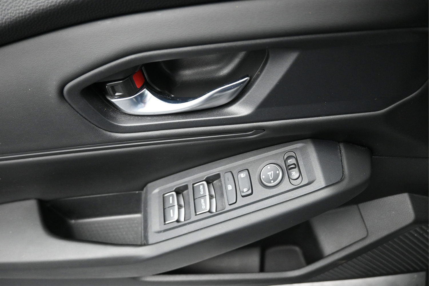 Used 2023 Honda Accord EX image 15