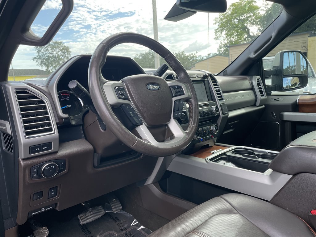 Used 2017 Ford F350 King Ranch w/ King Ranch Ultimate Package AWD/4WD image 16