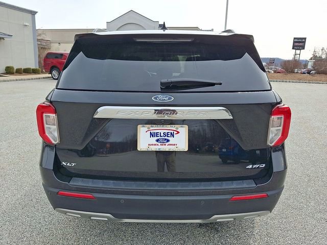Certified 2021 Ford Explorer XLT w/ Equipment Group 202A image 23