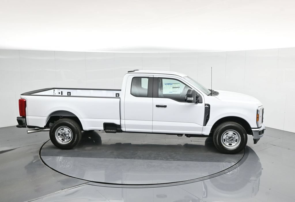 New 2026 Ford F250 XL w/ XL Chrome Package RWD image 53