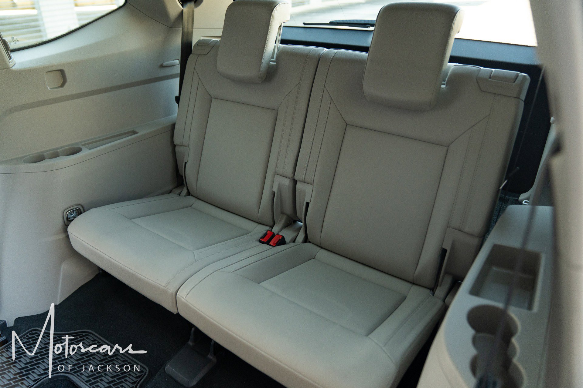 Used 2019 Volkswagen Atlas SE w/ Towing Package image 16