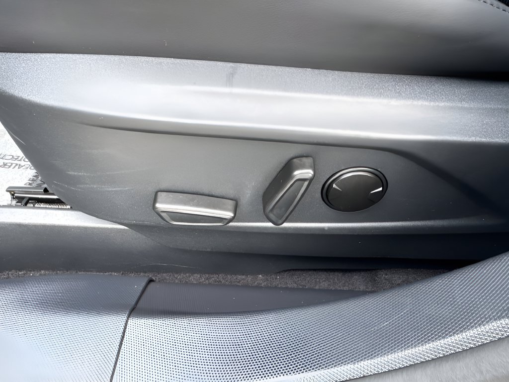 Used 2025 Ford Mustang Mach-E Premium RWD image 10