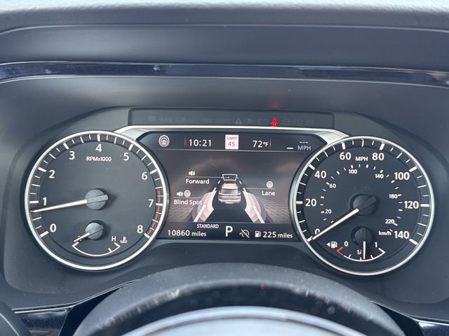 Used 2024 Nissan Pathfinder SL w/ Cargo Package image 15