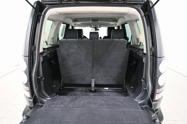 Used 2016 Land Rover LR4 HSE Silver Edition image 25