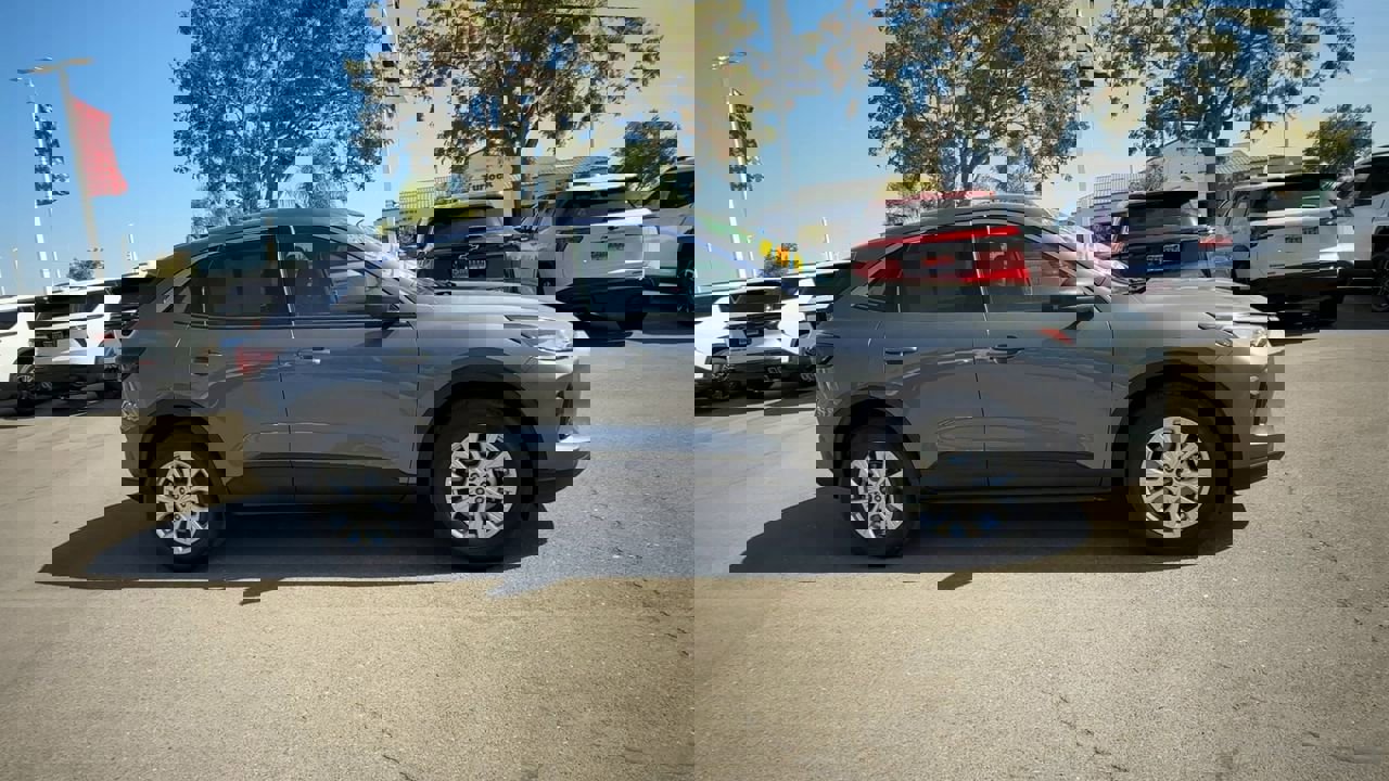 Used 2024 Ford Escape Active w/ Tech Pack #1 image 8