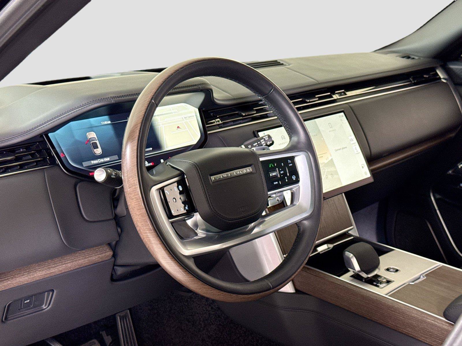 Used 2024 Land Rover Range Rover Autobiography AWD/4WD image 16
