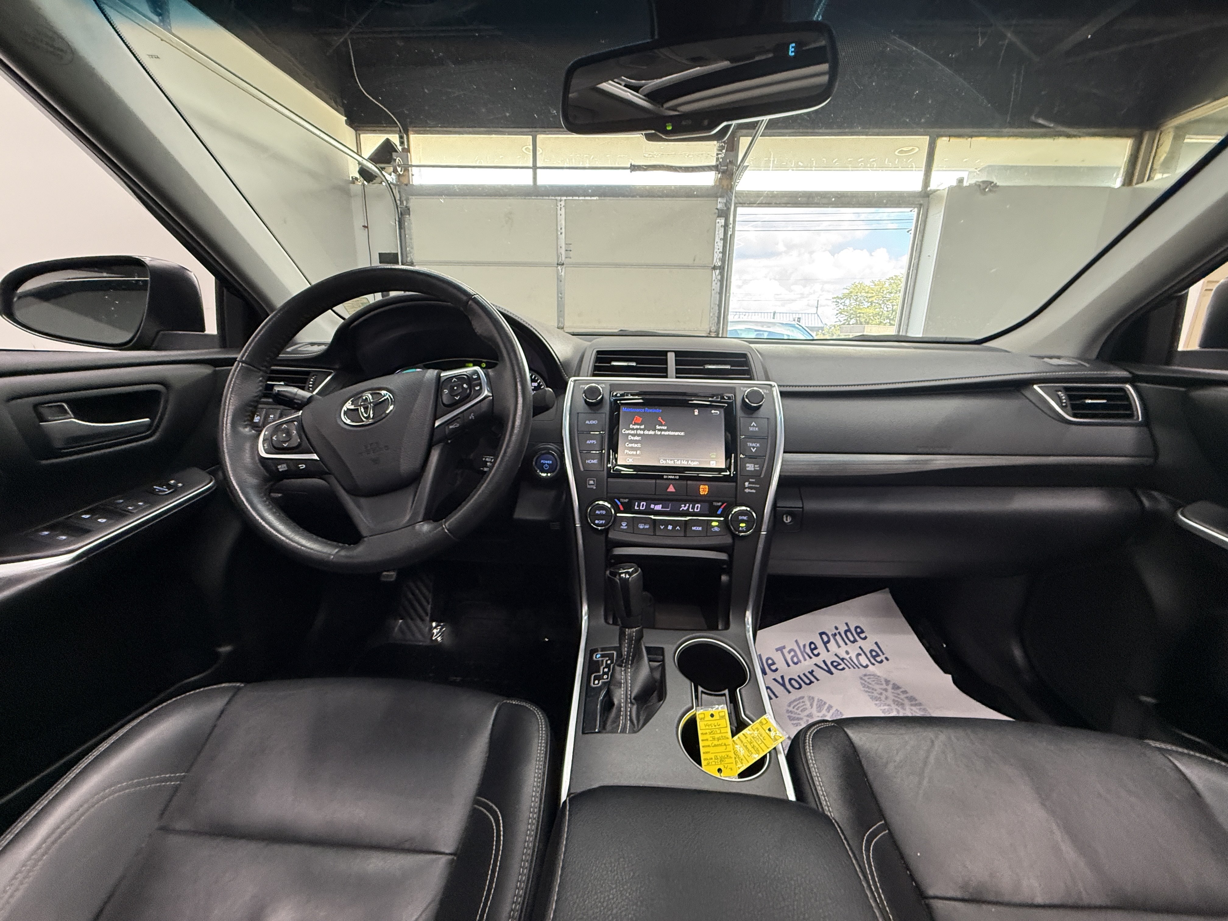 Used 2017 Toyota Camry XLE FWD image 12