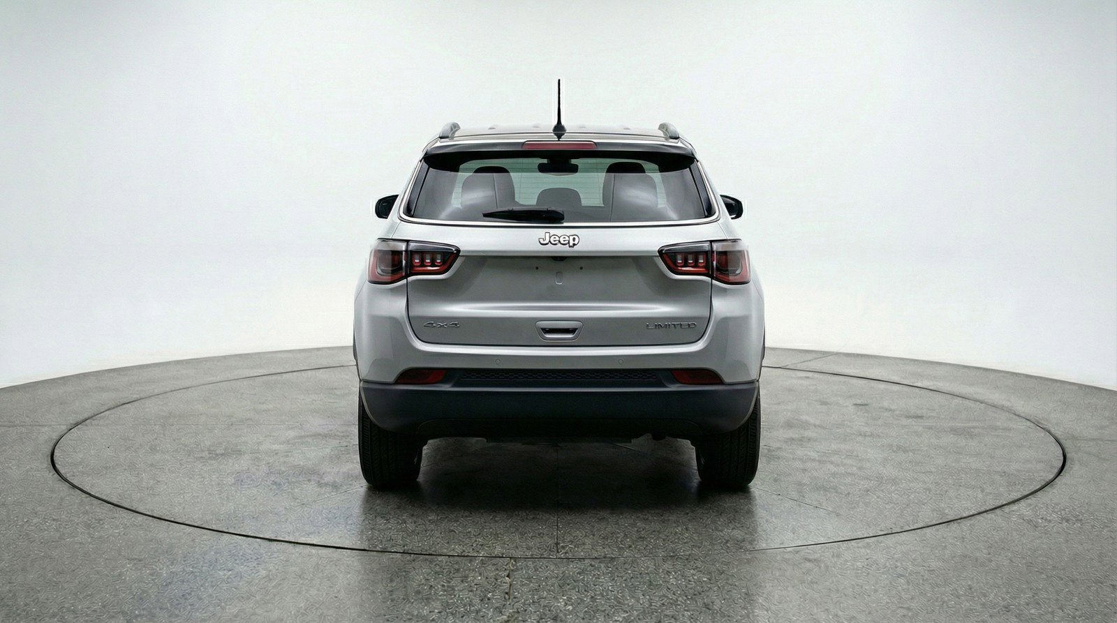 Used 2025 Jeep Compass Limited image 7