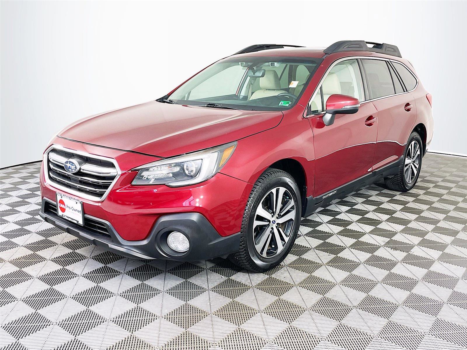 Used 2019 Subaru Outback 2.5i Limited AWD/4WD image 3