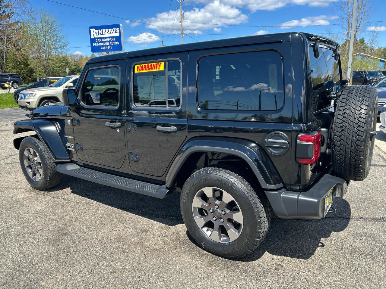 Used 2020 Jeep Wrangler Unlimited Sahara AWD/4WD image 2
