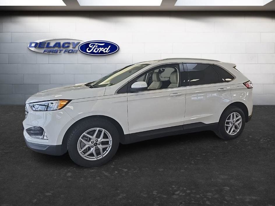 Used 2022 Ford Edge SEL w/ Convenience Package image 2
