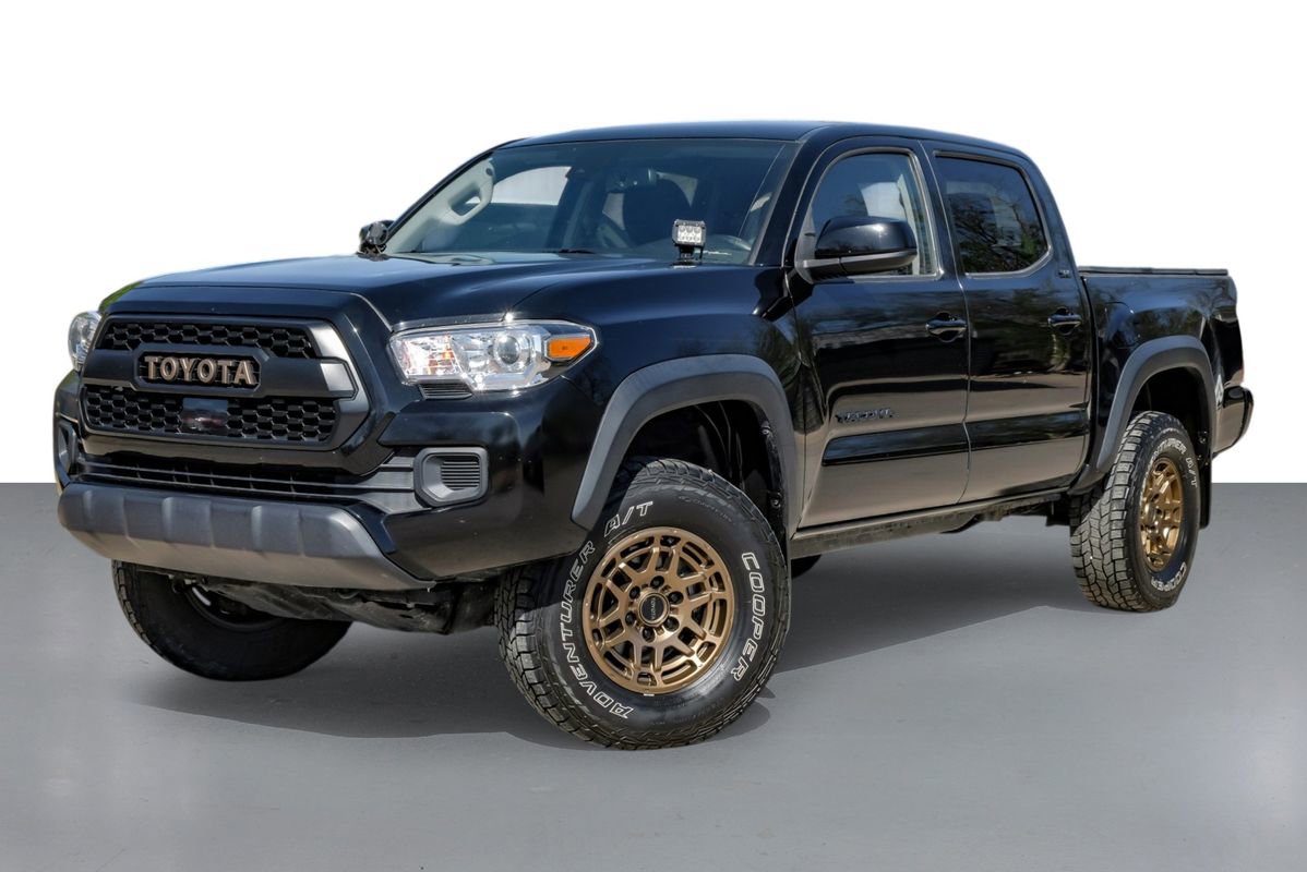 Used 2023 Toyota Tacoma SR5 w/ Trail Edition image 4