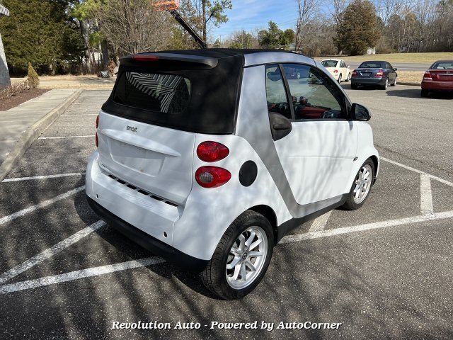 Used 2009 smart fortwo passion RWD image 7