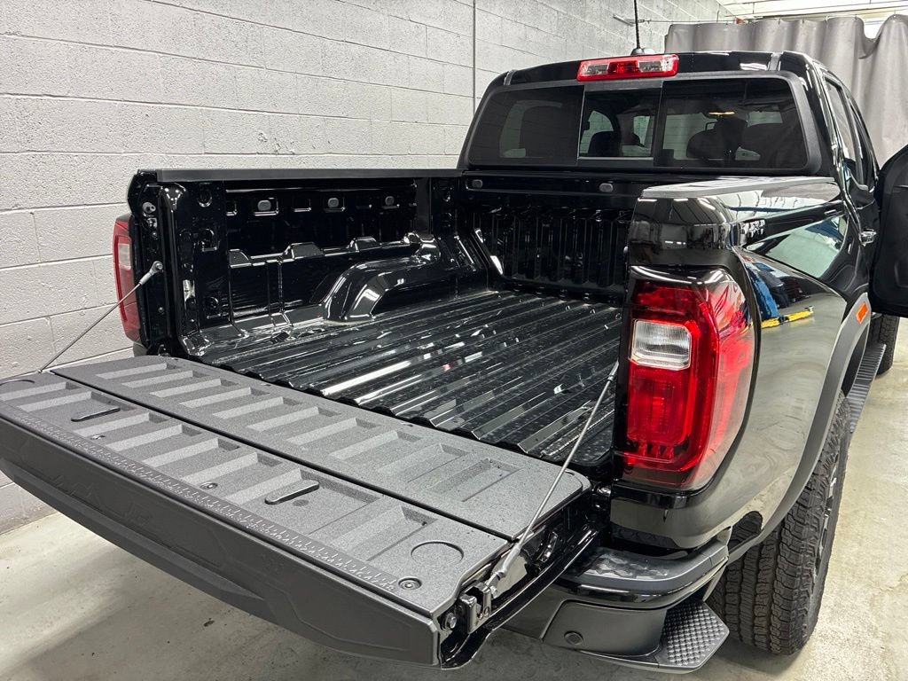 New 2026 GMC Canyon Elevation w/ Convenience Package AWD/4WD image 12
