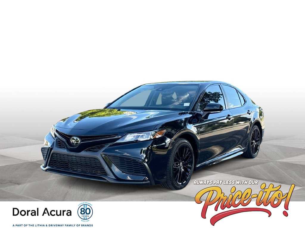 Used 2022 Toyota Camry SE w/ Convenience Package