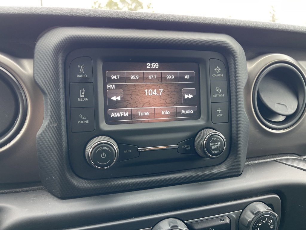 Used 2020 Jeep Wrangler Unlimited Sport image 14