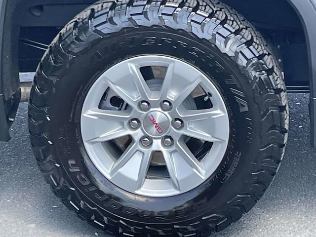 Used 2024 GMC Sierra 1500 SLE w/ Preferred Package image 34