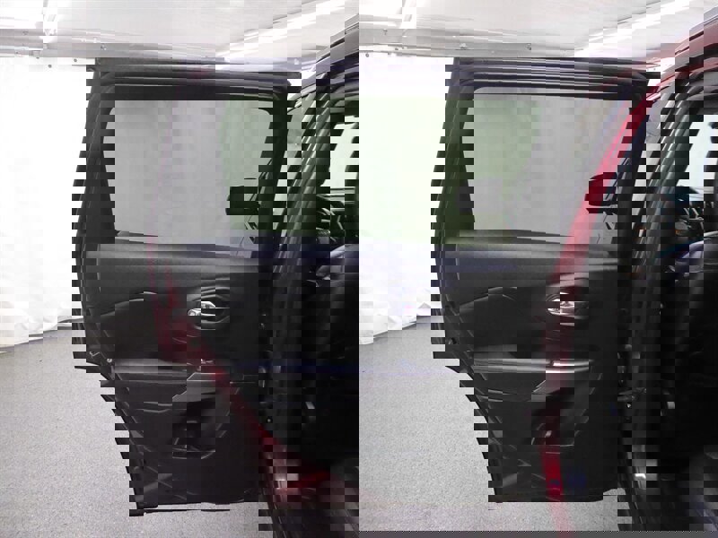 Used 2019 Jeep Cherokee Limited w/ Luxury Group image 28