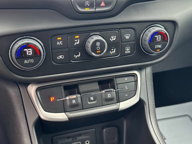 Used 2023 GMC Terrain SLE w/ Driver Convenience Package AWD/4WD image 23