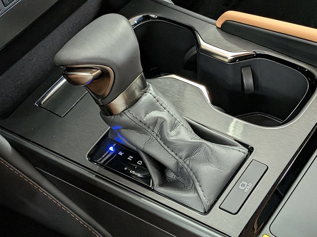 Certified 2025 Lexus ES 350 w/ Accessory Package (Z2) FWD image 28