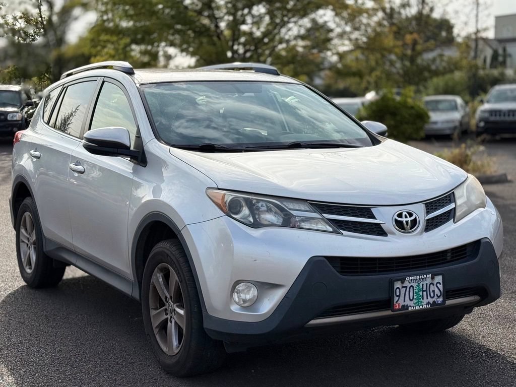 Used 2015 Toyota RAV4 XLE AWD/4WD image 7