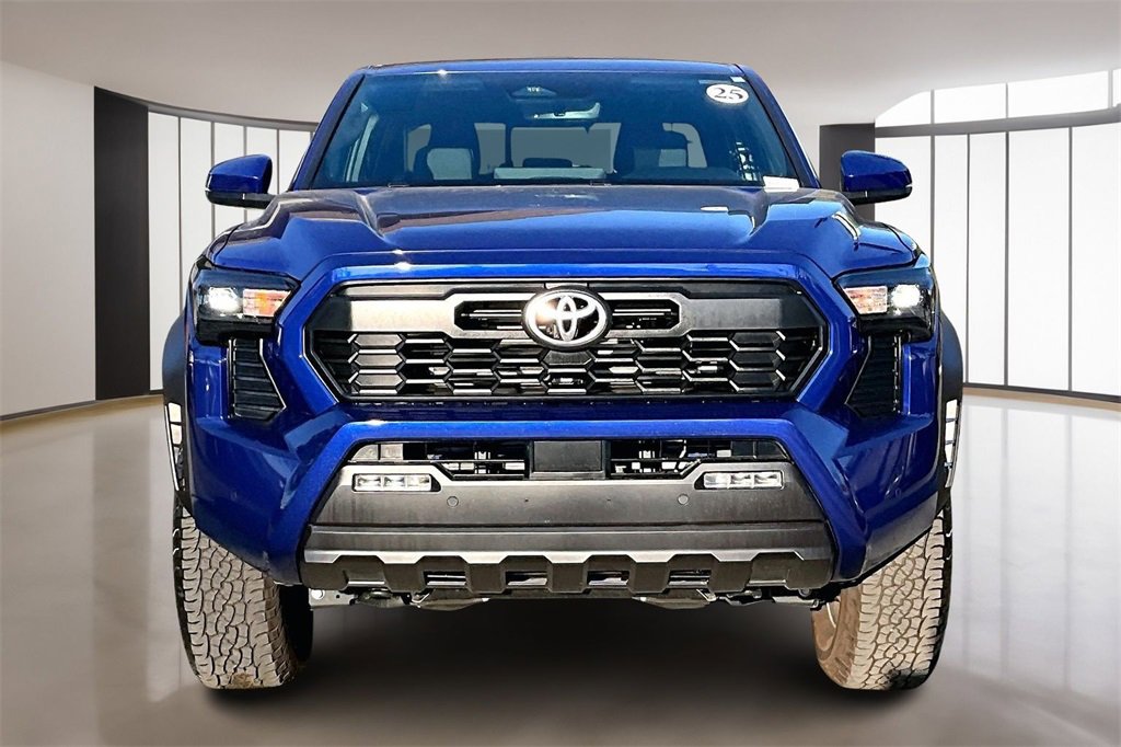 Used 2025 Toyota Tacoma TRD Off-Road w/ TRD Off Road Upgrade Package image 2