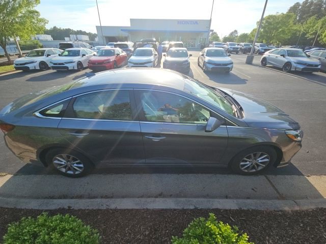 Used 2018 Hyundai Sonata SE image 9