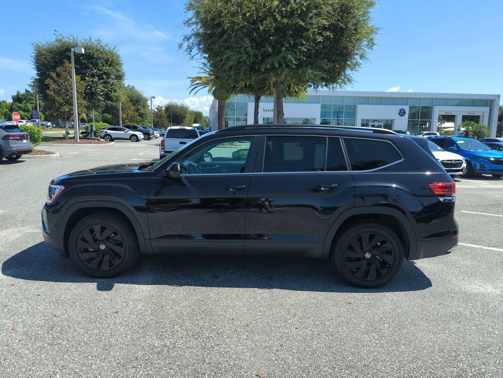 New 2026 Volkswagen Atlas SE FWD image 11