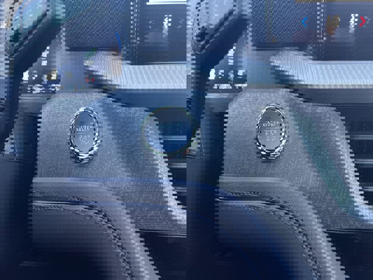 New 2026 Ford Explorer Platinum image 5