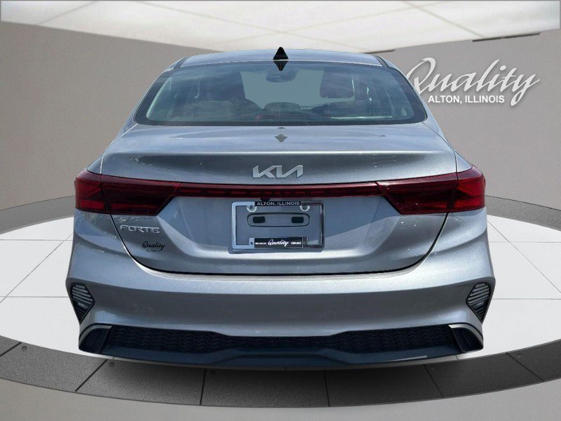 Used 2024 Kia Forte LXS FWD image 5