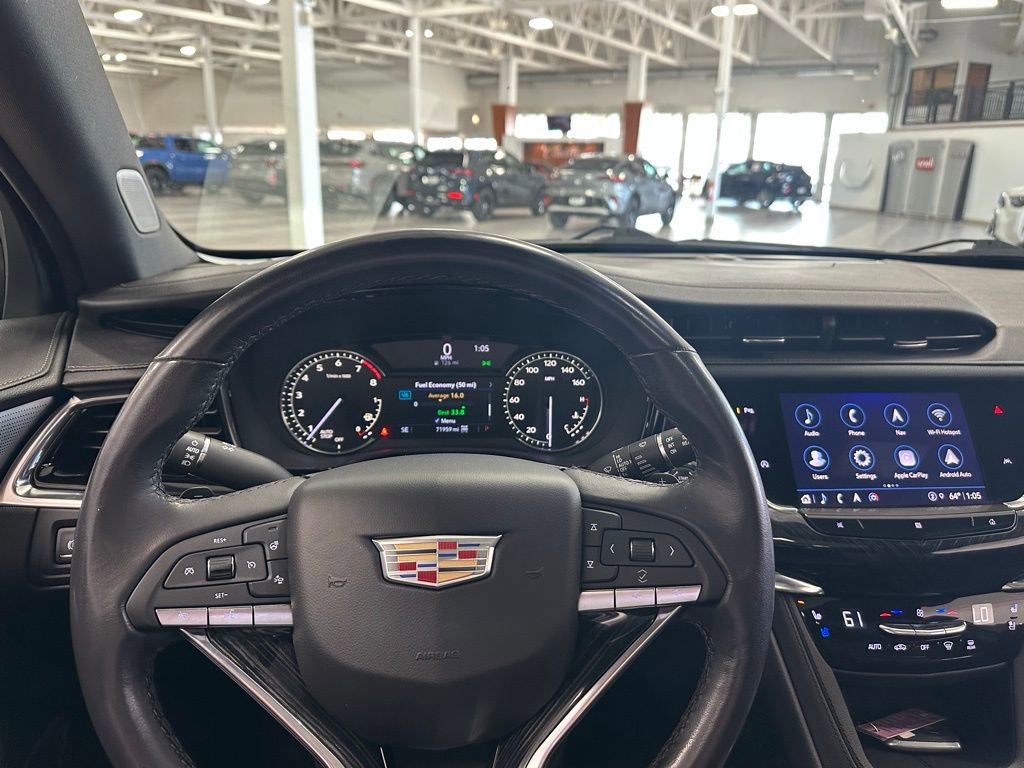 Used 2021 Cadillac XT6 Premium Luxury AWD/4WD image 15