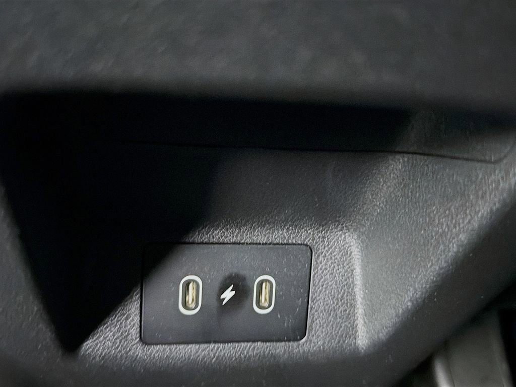 Used 2025 Hyundai Santa Cruz SE image 27