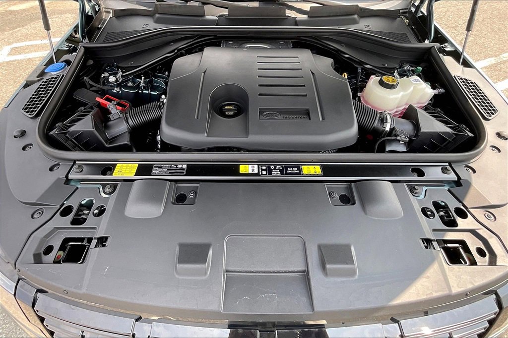 New 2025 Land Rover Range Rover Sport Dynamic SE image 12