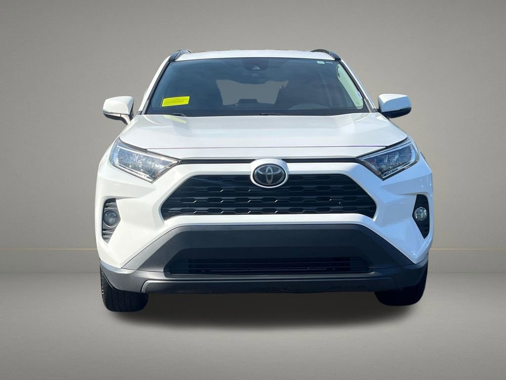 Used 2020 Toyota RAV4 XLE w/ Carpet Mat Package AWD/4WD image 9