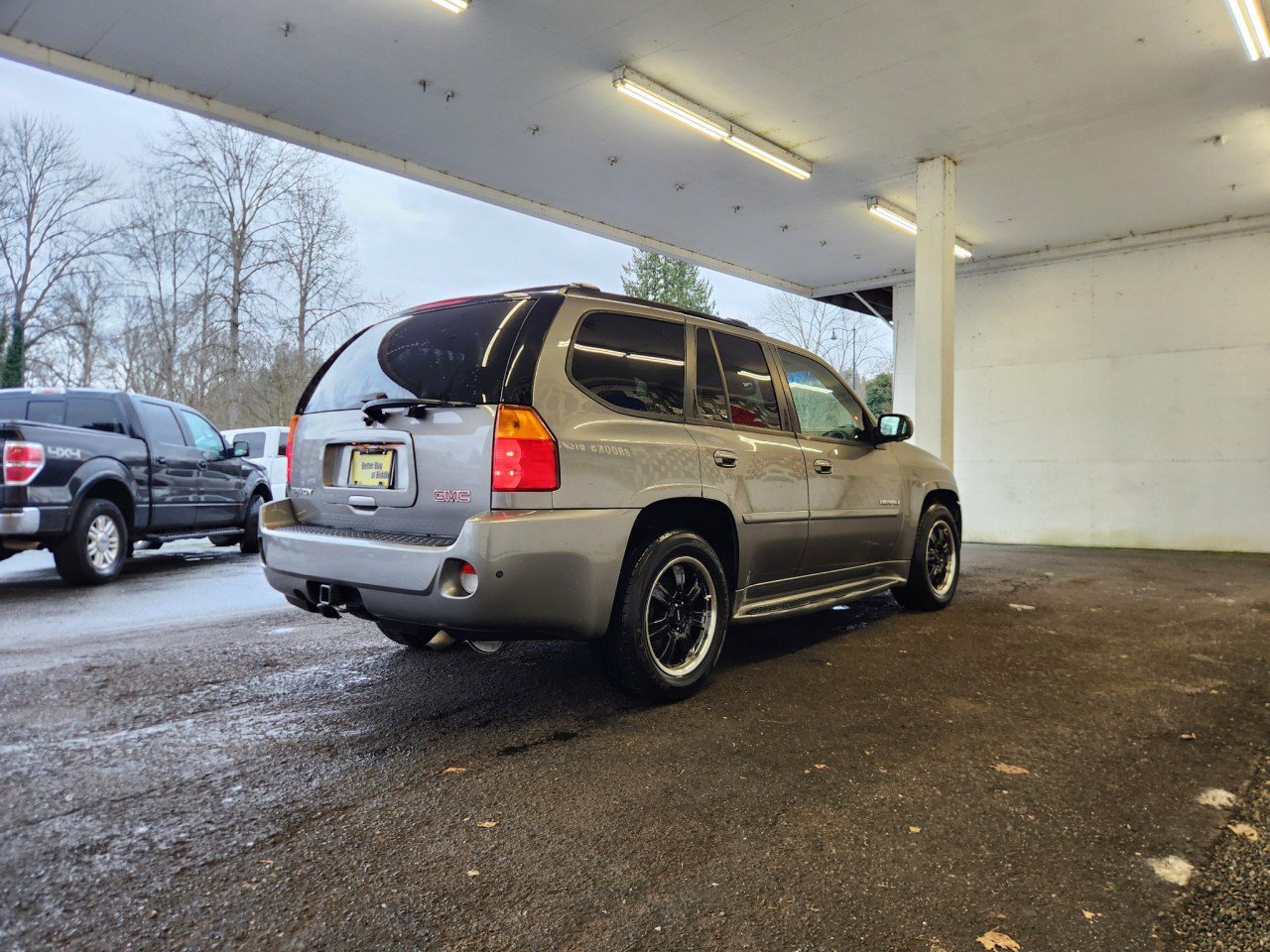 Used 2009 GMC Envoy Denali w/ Sun And 6-Disc Cd Package AWD/4WD image 3