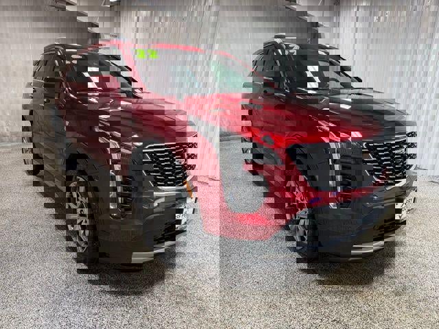 Used 2022 Cadillac XT4 Premium Luxury w/ Enhanced Visibility Package image 2
