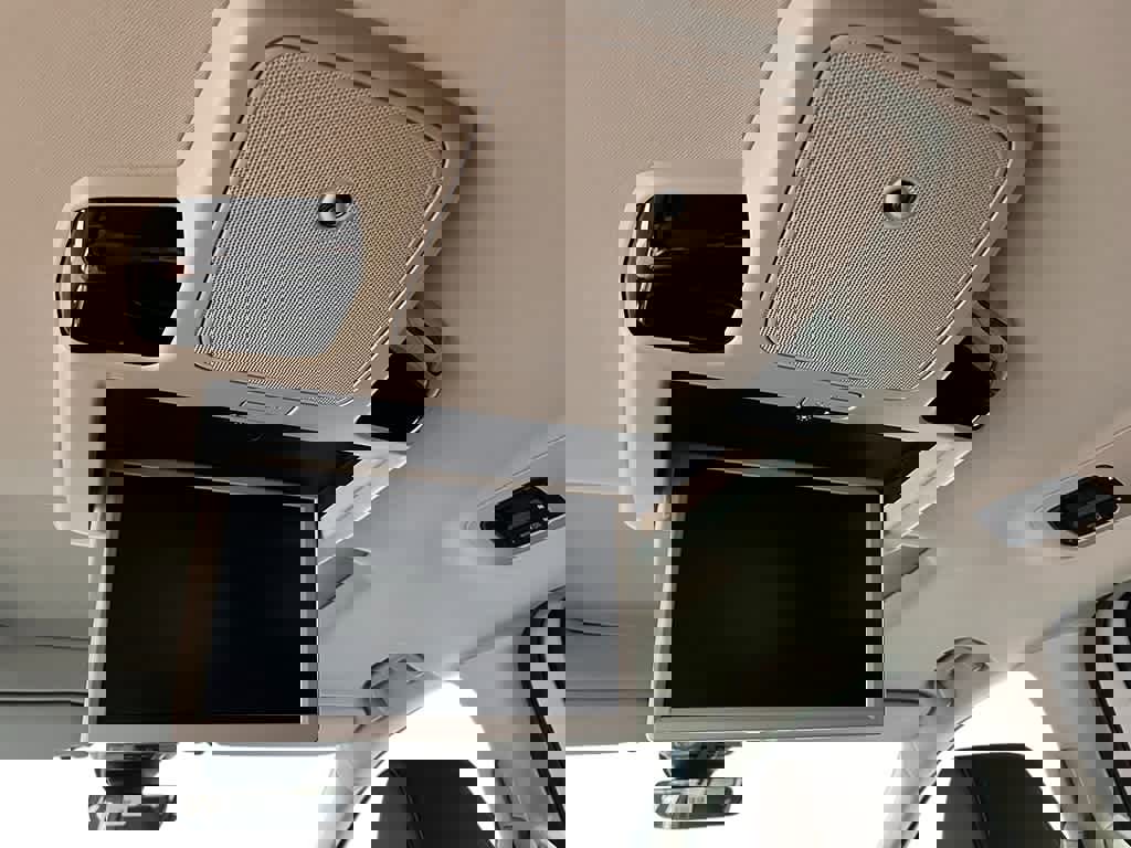 New 2026 Honda Odyssey Touring image 25