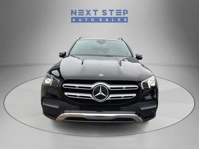 Used 2021 Mercedes-Benz GLE 350 4MATIC w/ Premium Package image 2
