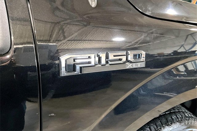 Used 2015 Ford F150 XLT w/ Equipment Group 302A Luxury image 34