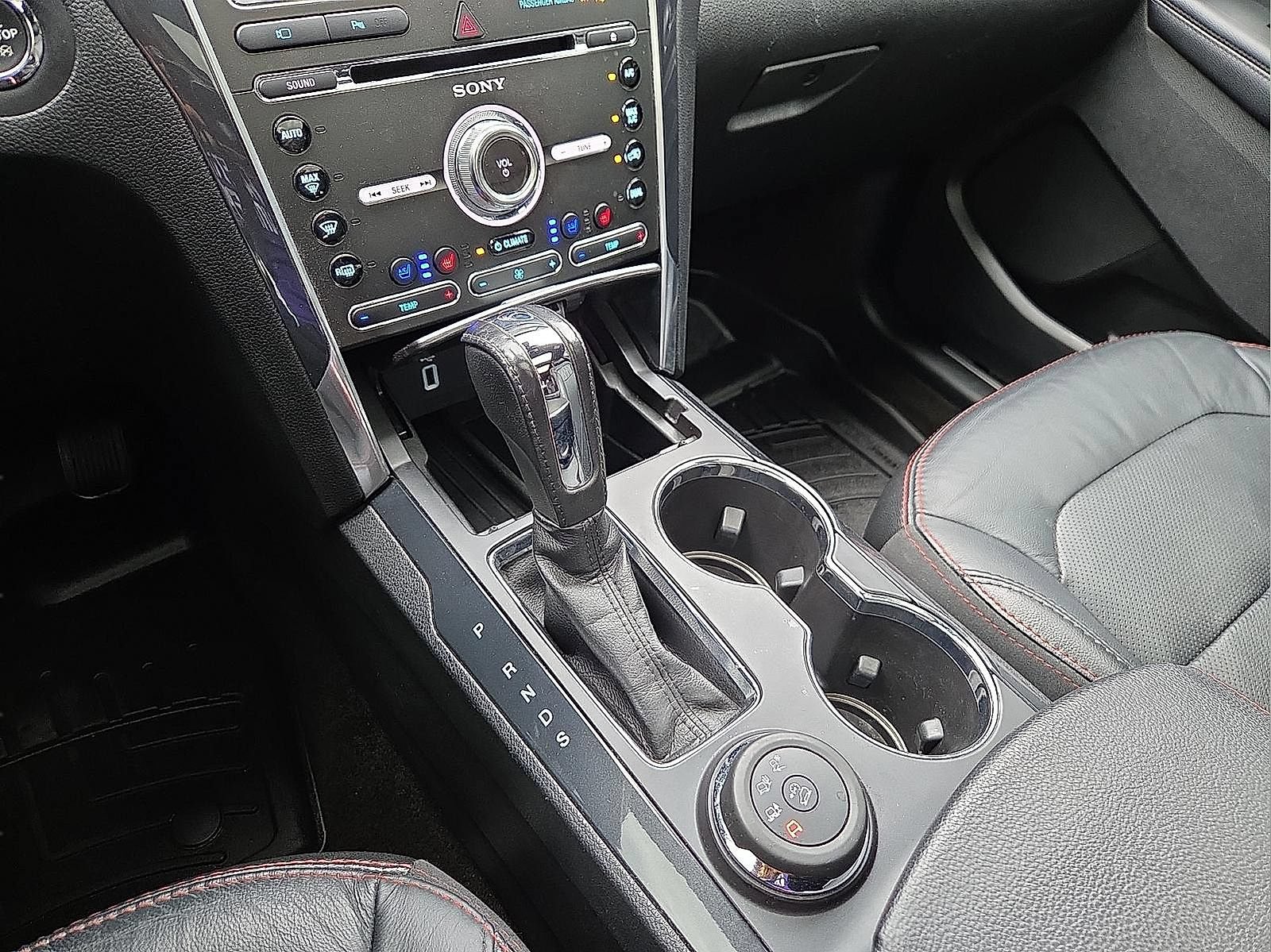 Used 2018 Ford Explorer Sport w/ Equipment Group 401A AWD/4WD image 25