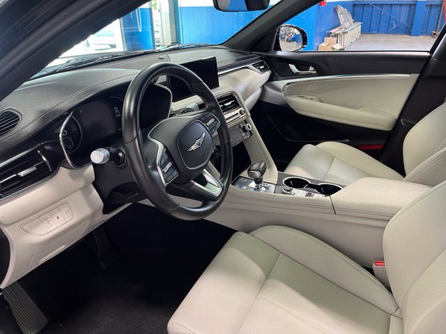 Used 2025 Genesis G70 2.5T RWD image 23