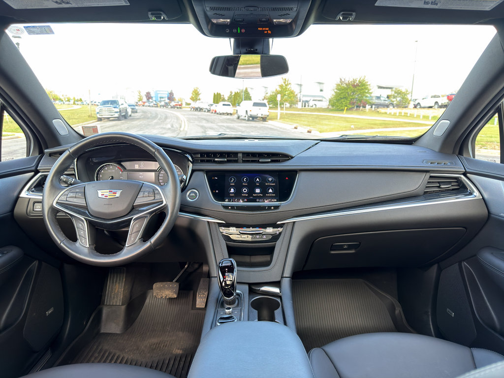 Used 2024 Cadillac XT5 Premium Luxury w/ LPO, Floor Liner Package AWD/4WD image 21