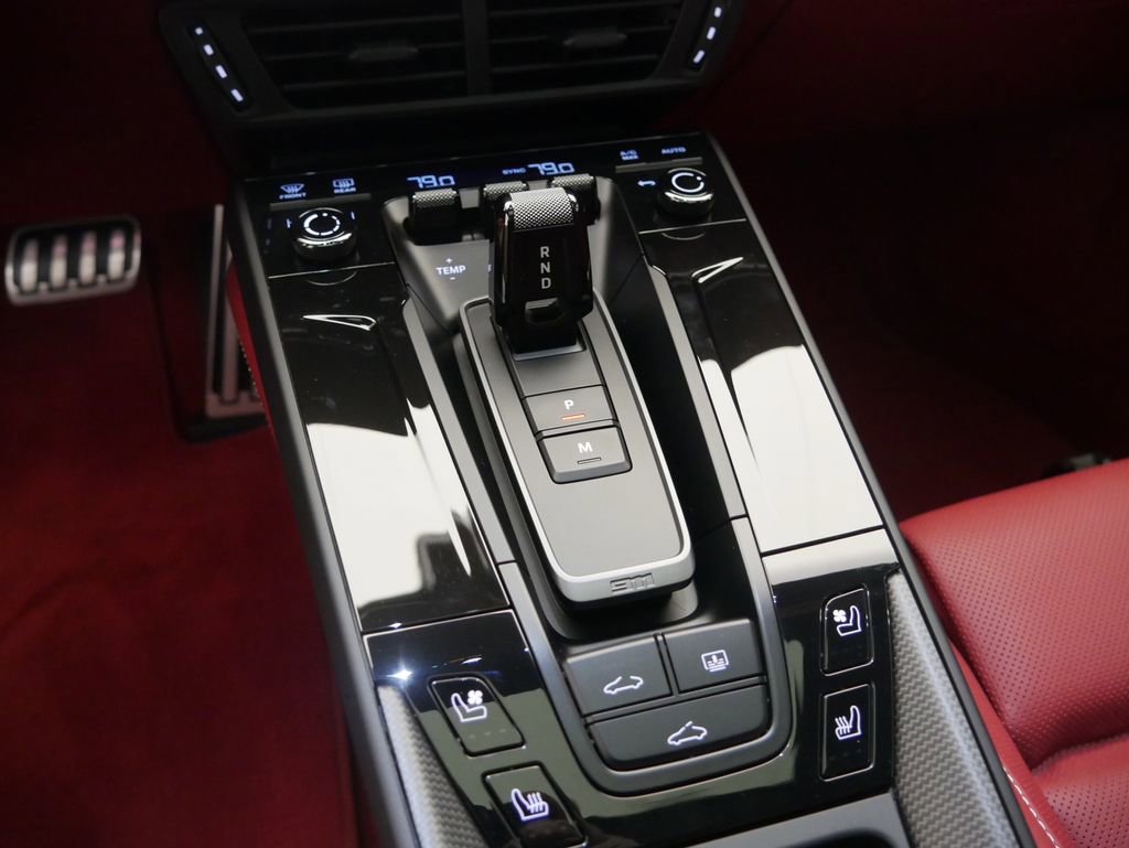 Certified 2025 Porsche 911 Carrera GTS image 32