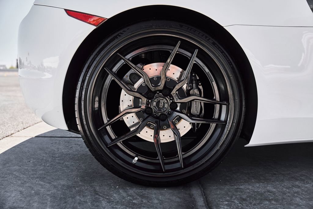 Used 2012 McLaren MP4-12C Coupe RWD image 25