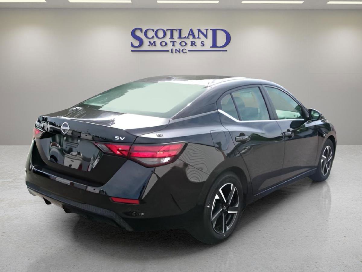 Used 2024 Nissan Sentra SV FWD image 6