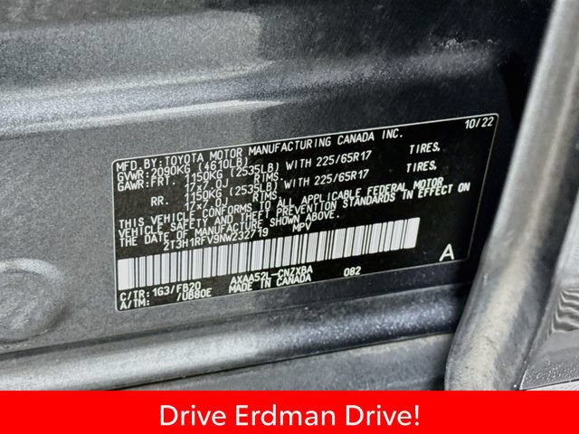 Used 2022 Toyota RAV4 LE FWD image 31
