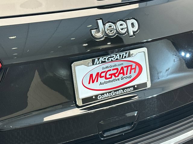 Used 2019 Jeep Grand Cherokee Limited AWD/4WD image 5