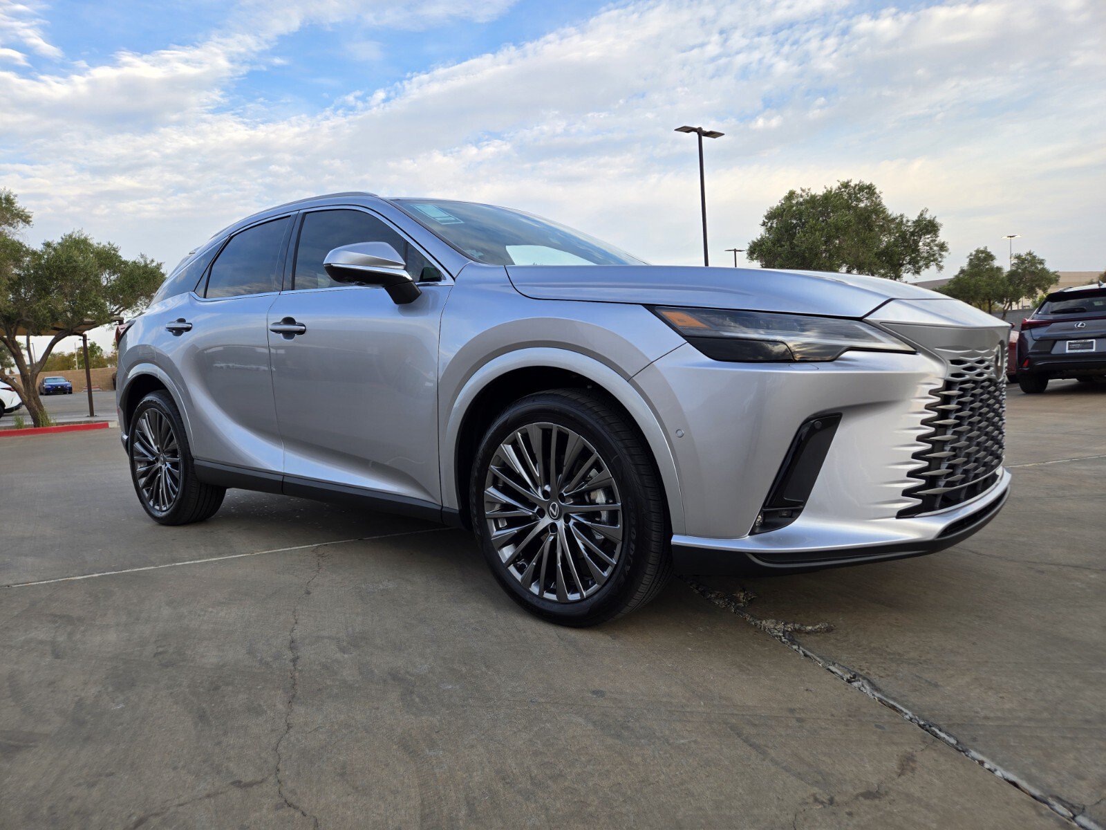 New 2026 Lexus RX 350h AWD/4WD image 2