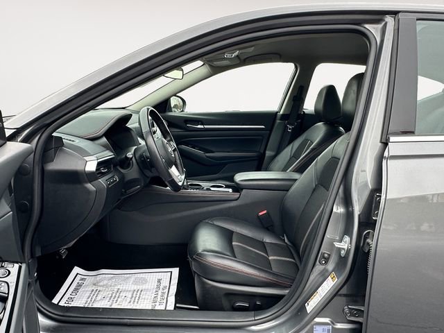 Used 2024 Nissan Altima 2.5 SR image 9